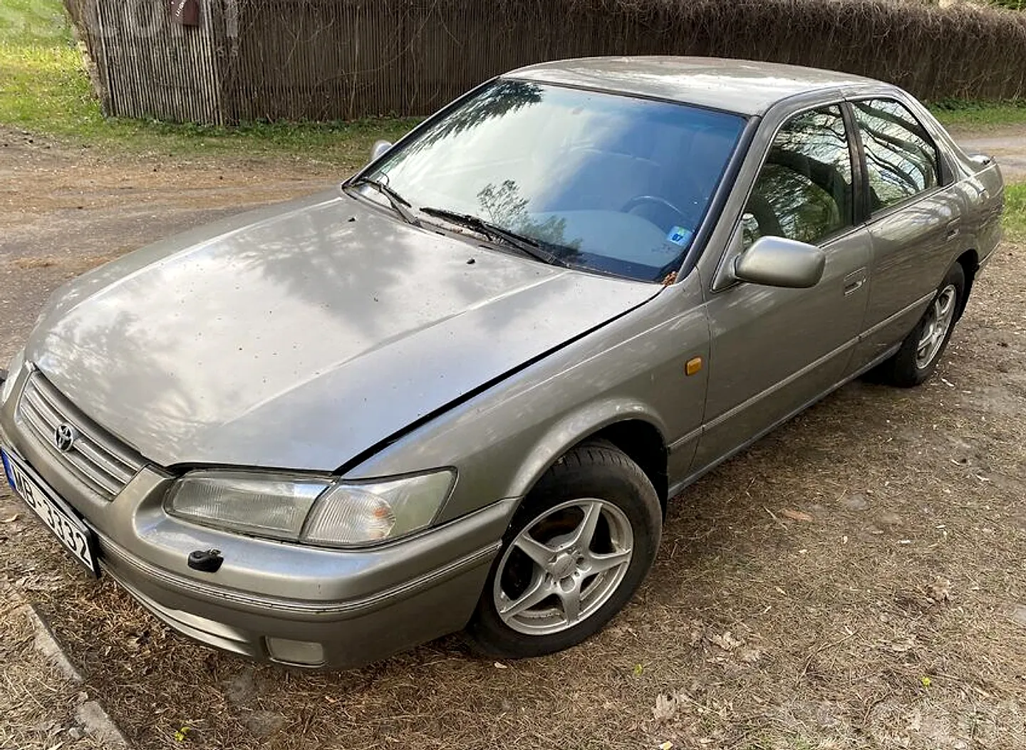 Toyota Camry, 1998. gads