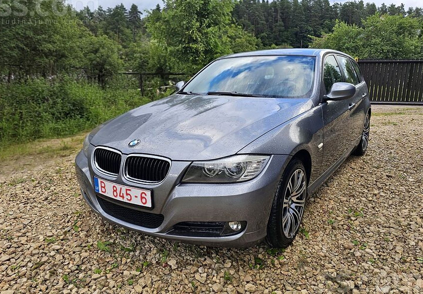 BMW 320 — foto 2