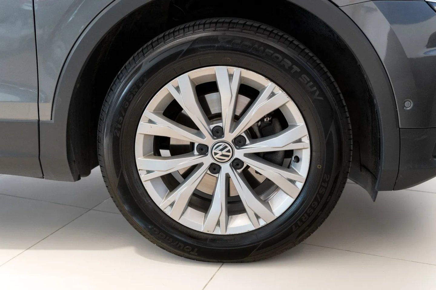 Volkswagen TIGUAN — foto 5