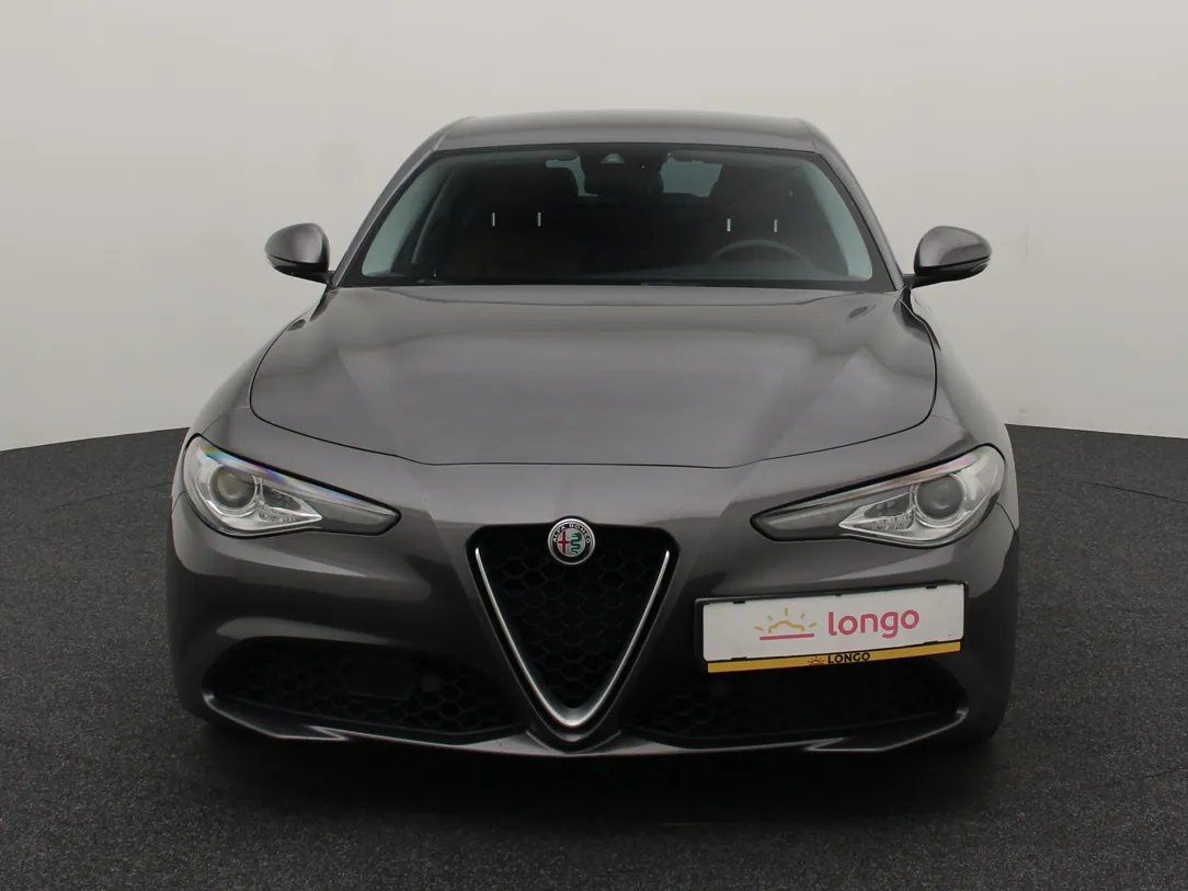 ALFA ROMEO Giulia — foto 4
