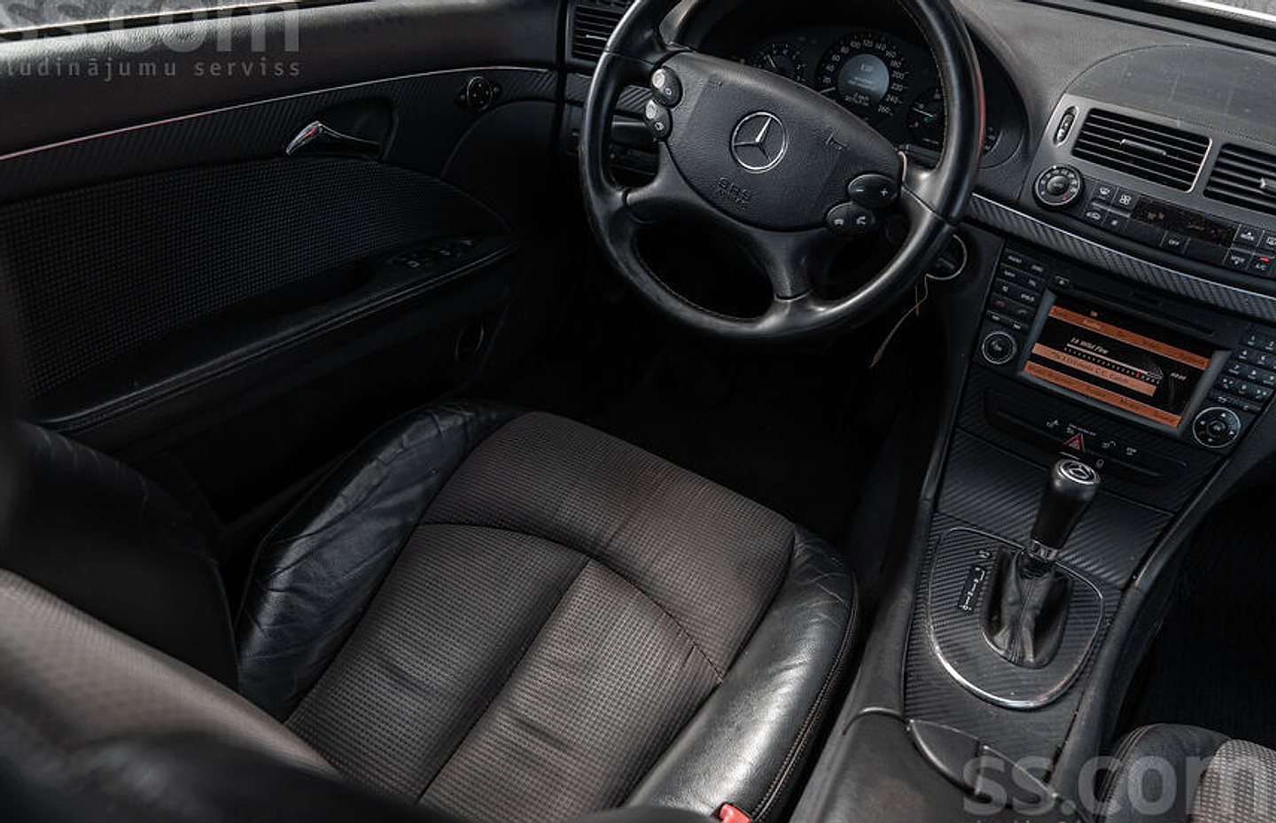 Mercedes-Benz E220 — foto 6