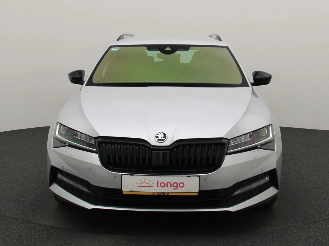 Škoda Superb — foto 4