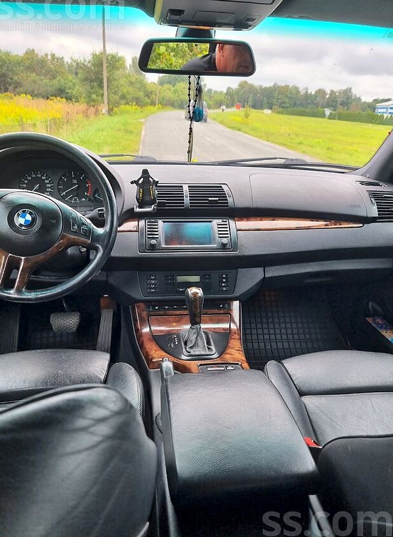 BMW X5 — foto 5