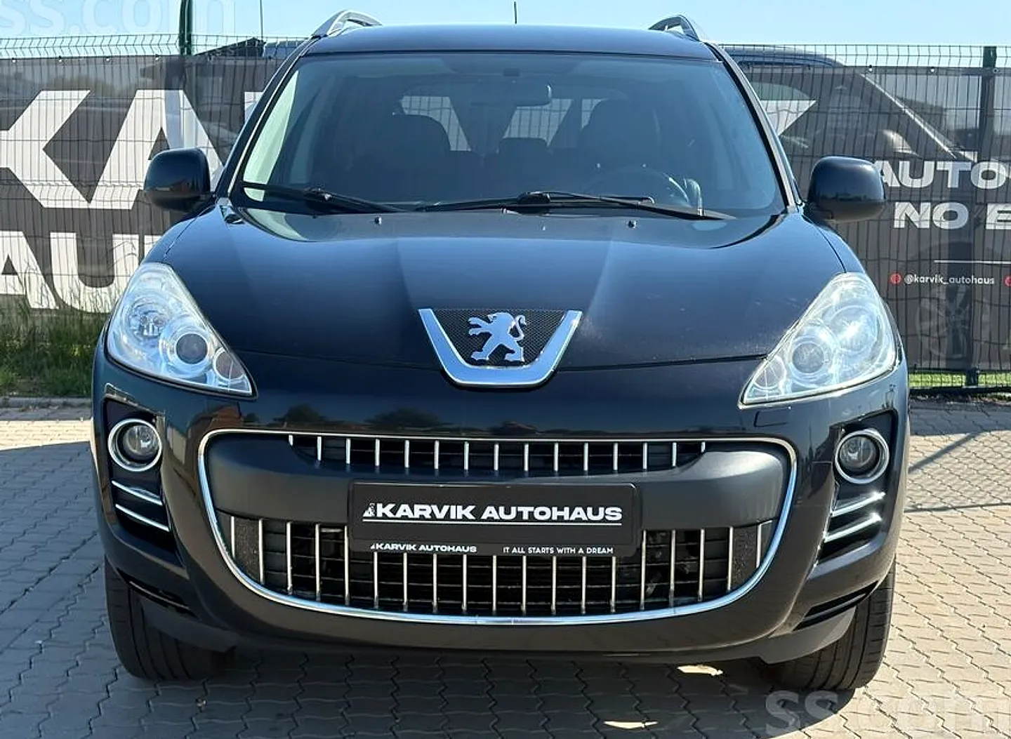 Peugeot 4007, 2009. gads