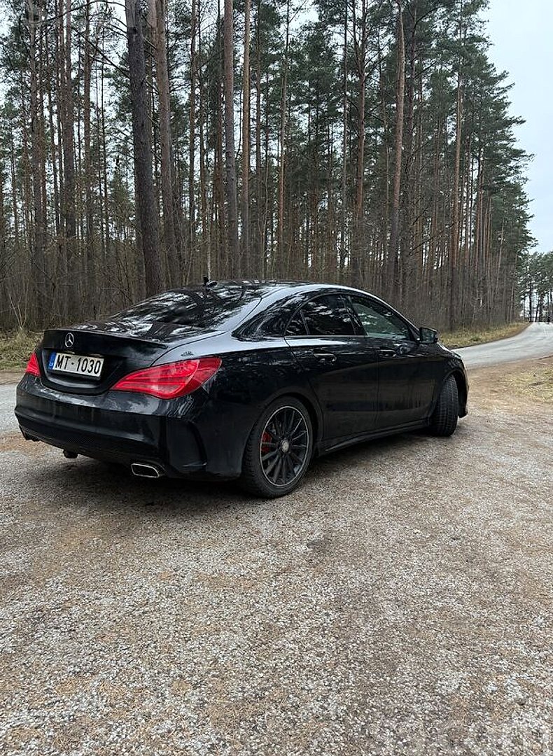 Mercedes-Benz CLA220 — foto 4
