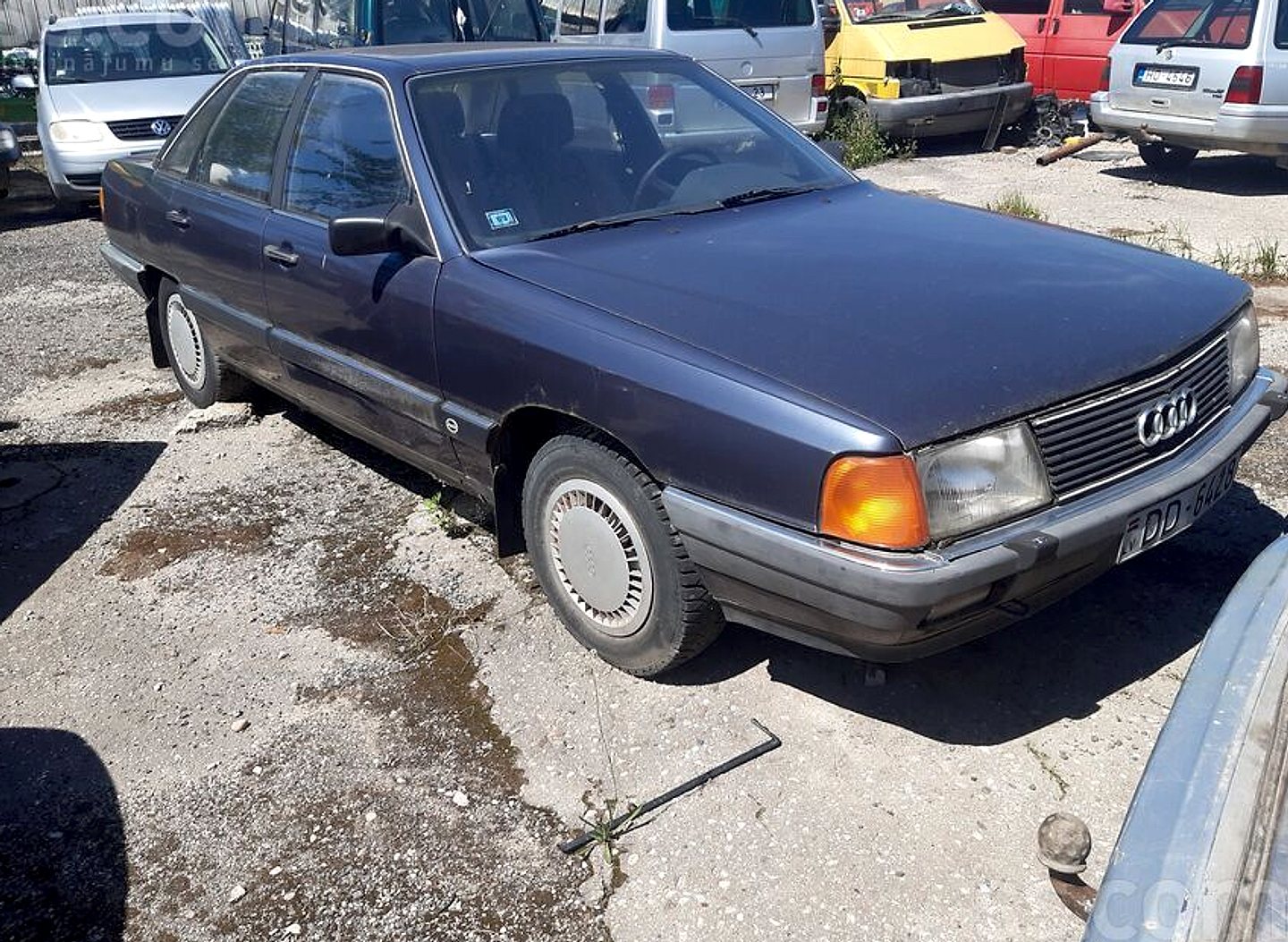 Audi 100, 1983. gads