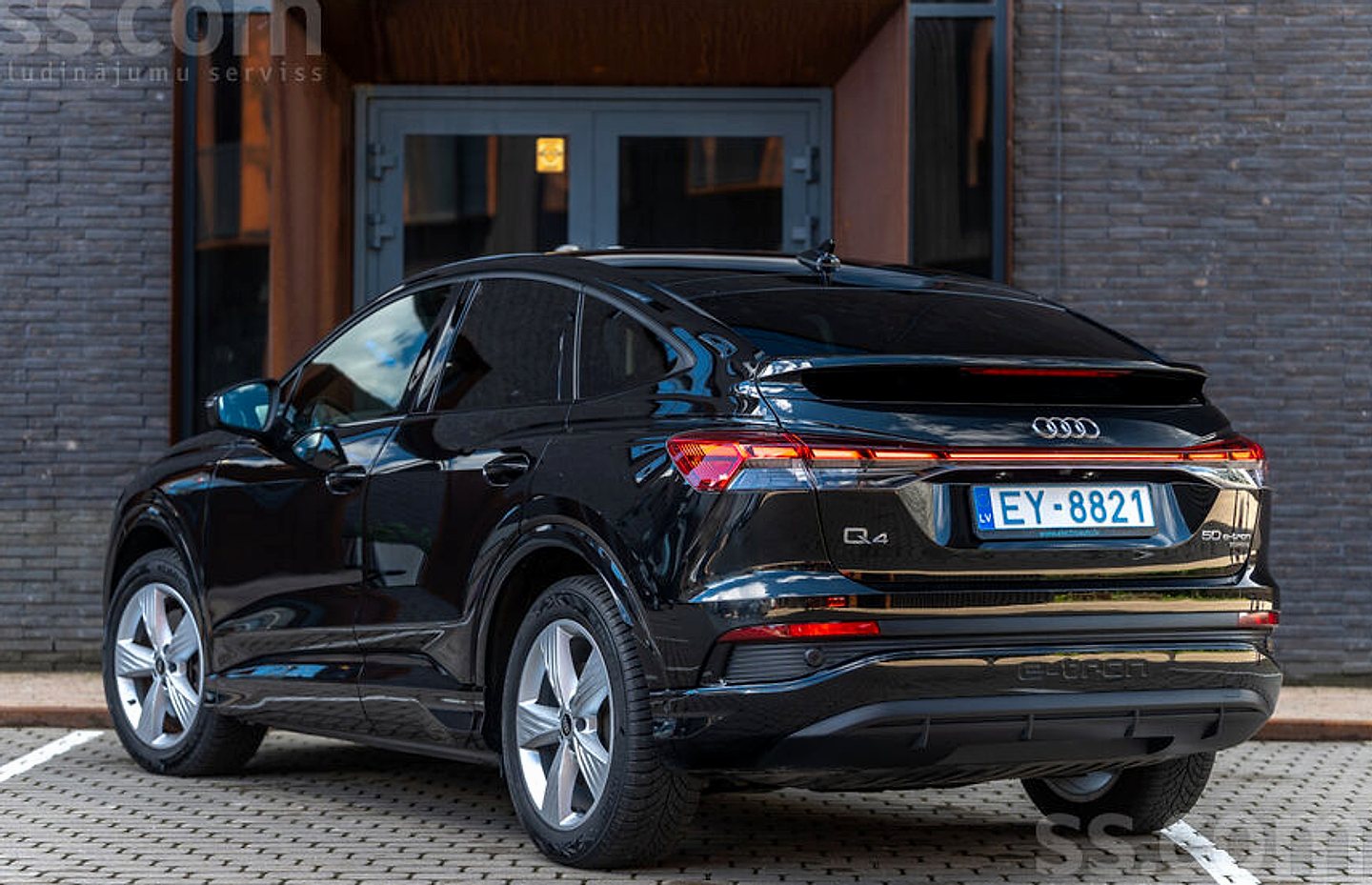 Audi E-tron — foto 3