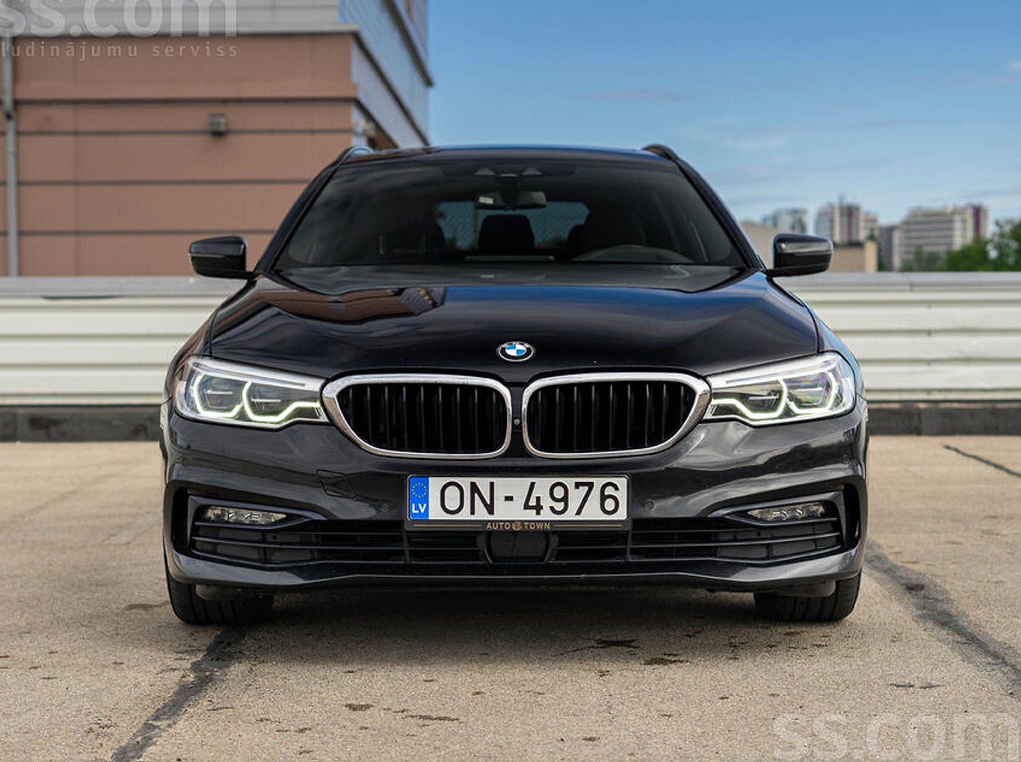 BMW 530 — foto 3