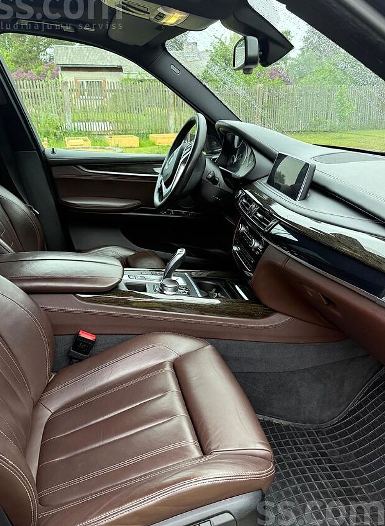 BMW X5 — foto 6
