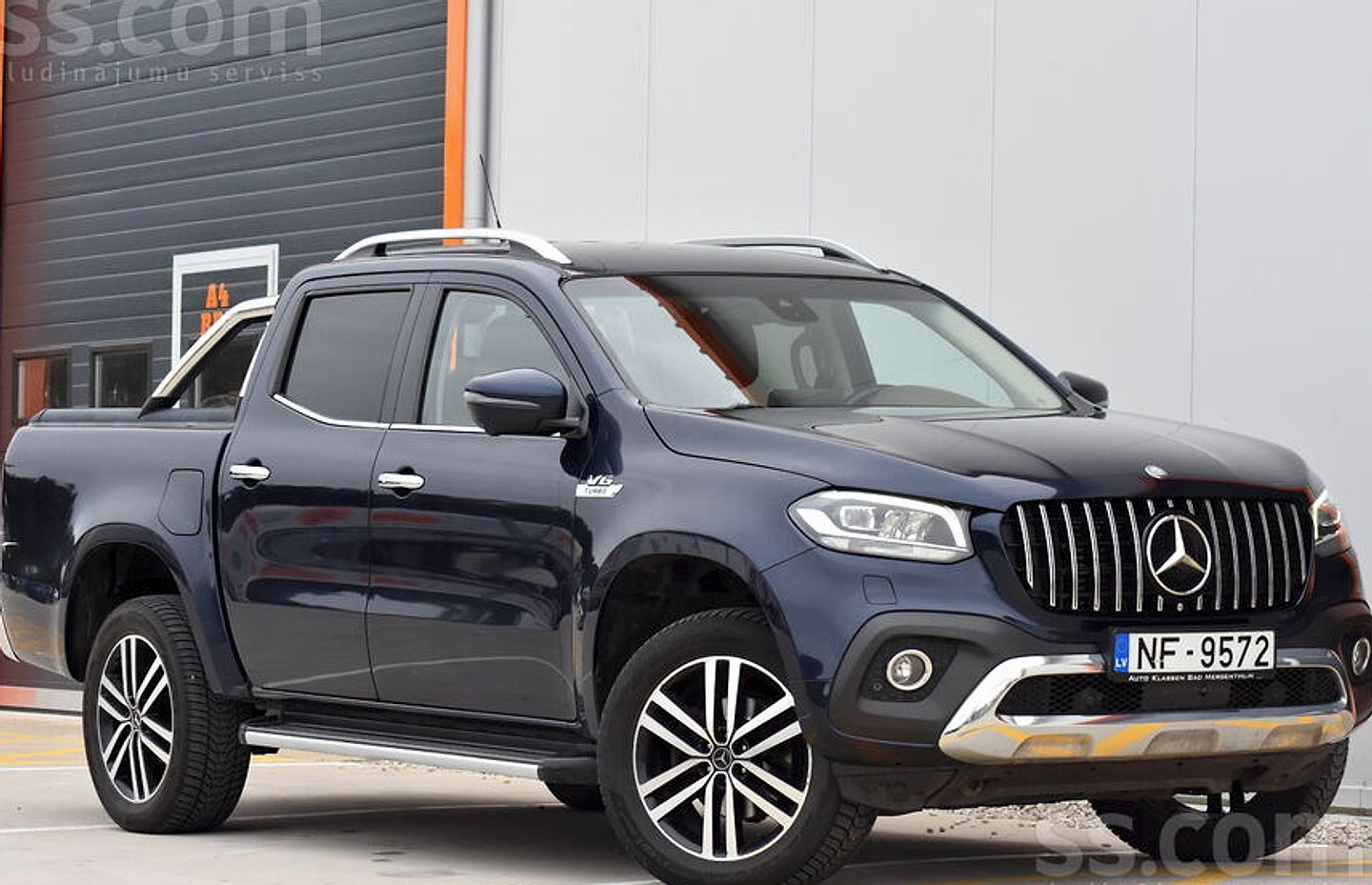 Mercedes-Benz X350 — foto 3