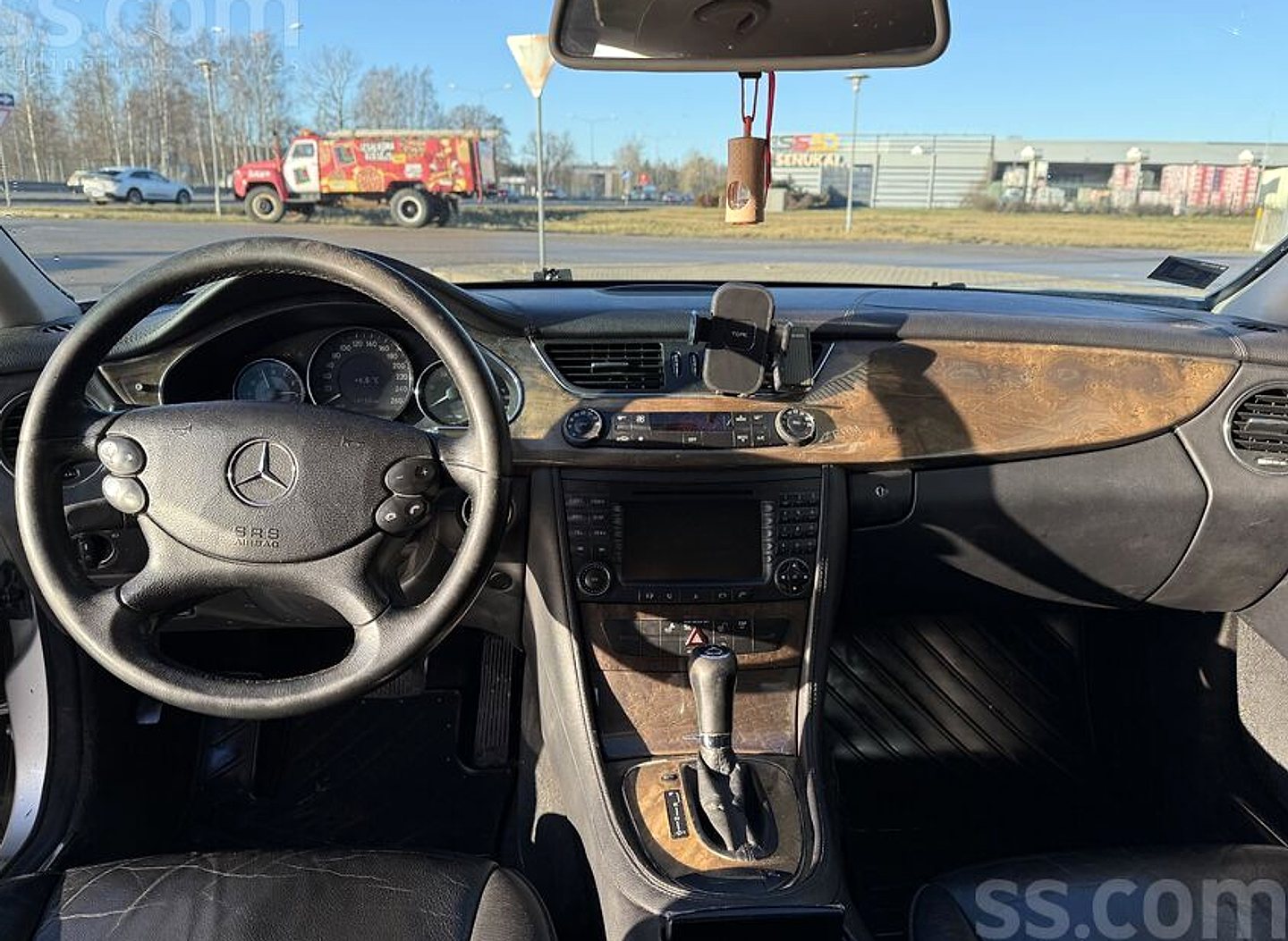 Mercedes-Benz CLS320 — foto 4