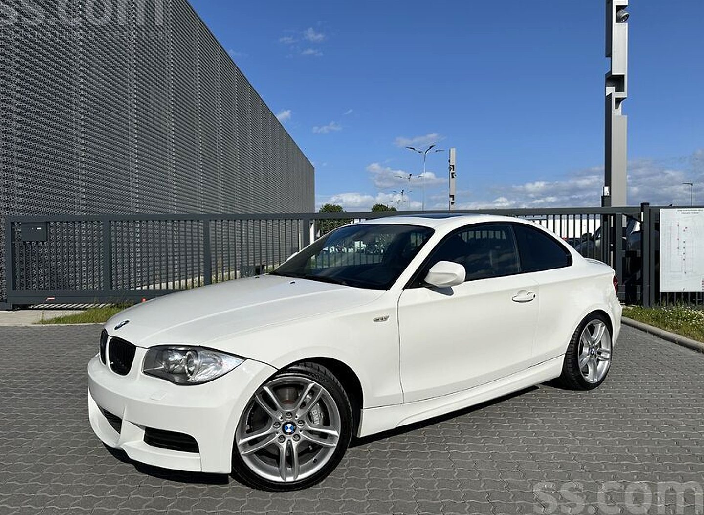 BMW 135, 2011. gads