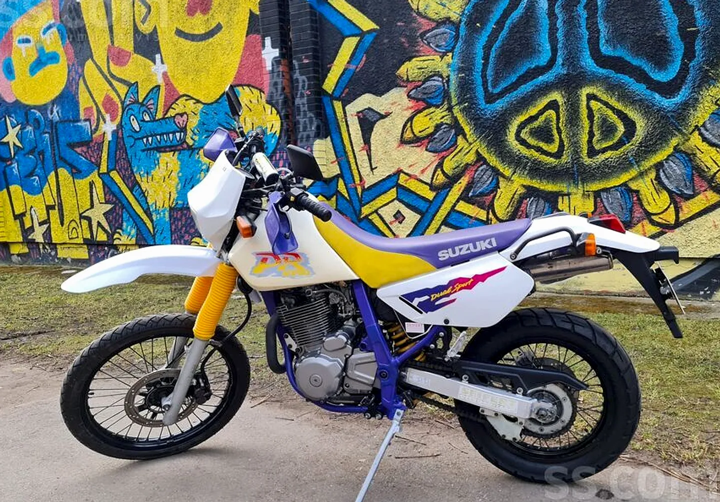 Suzuki Dr 650 se