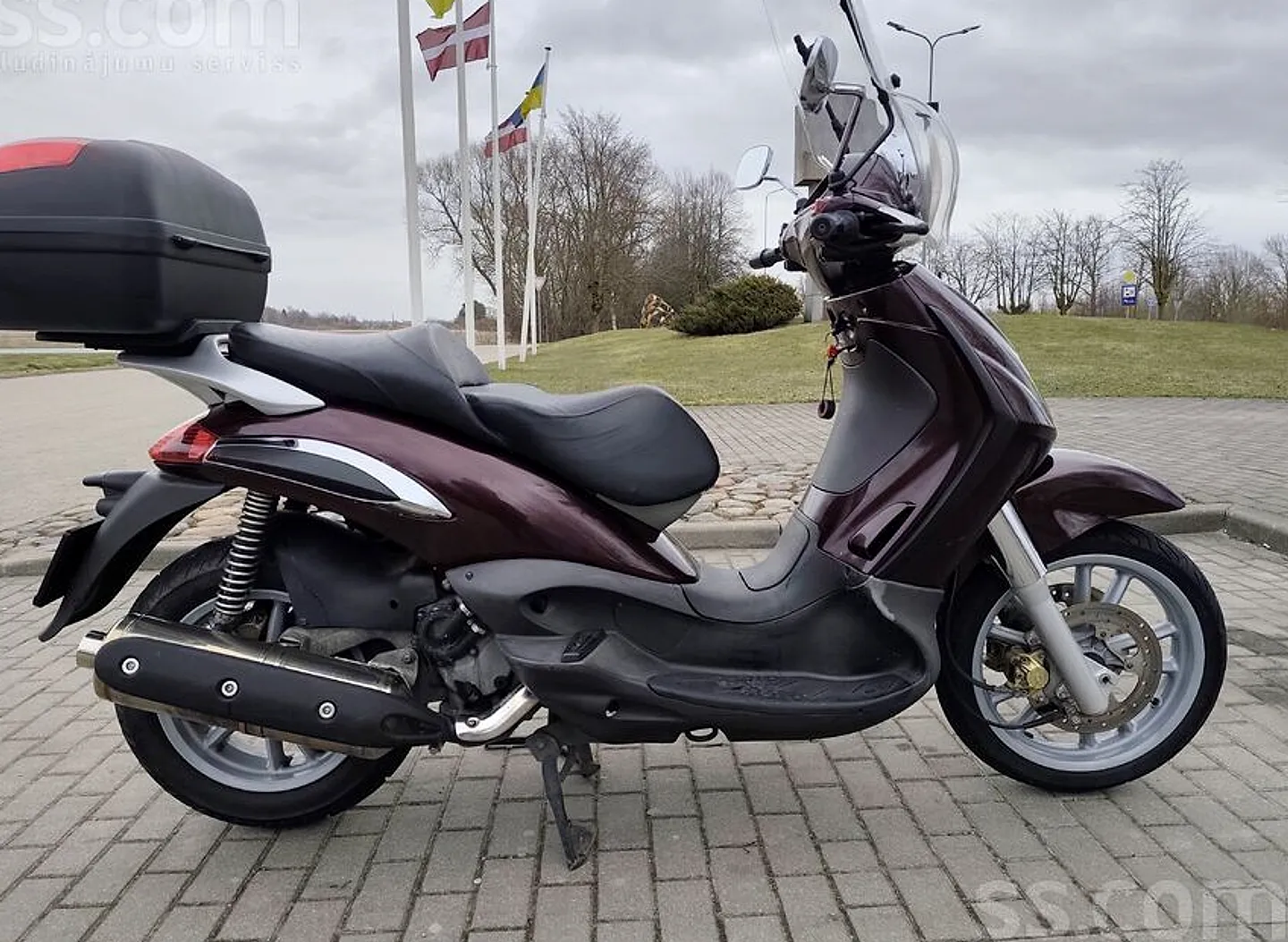 Piaggio Beverly, 2004. gads