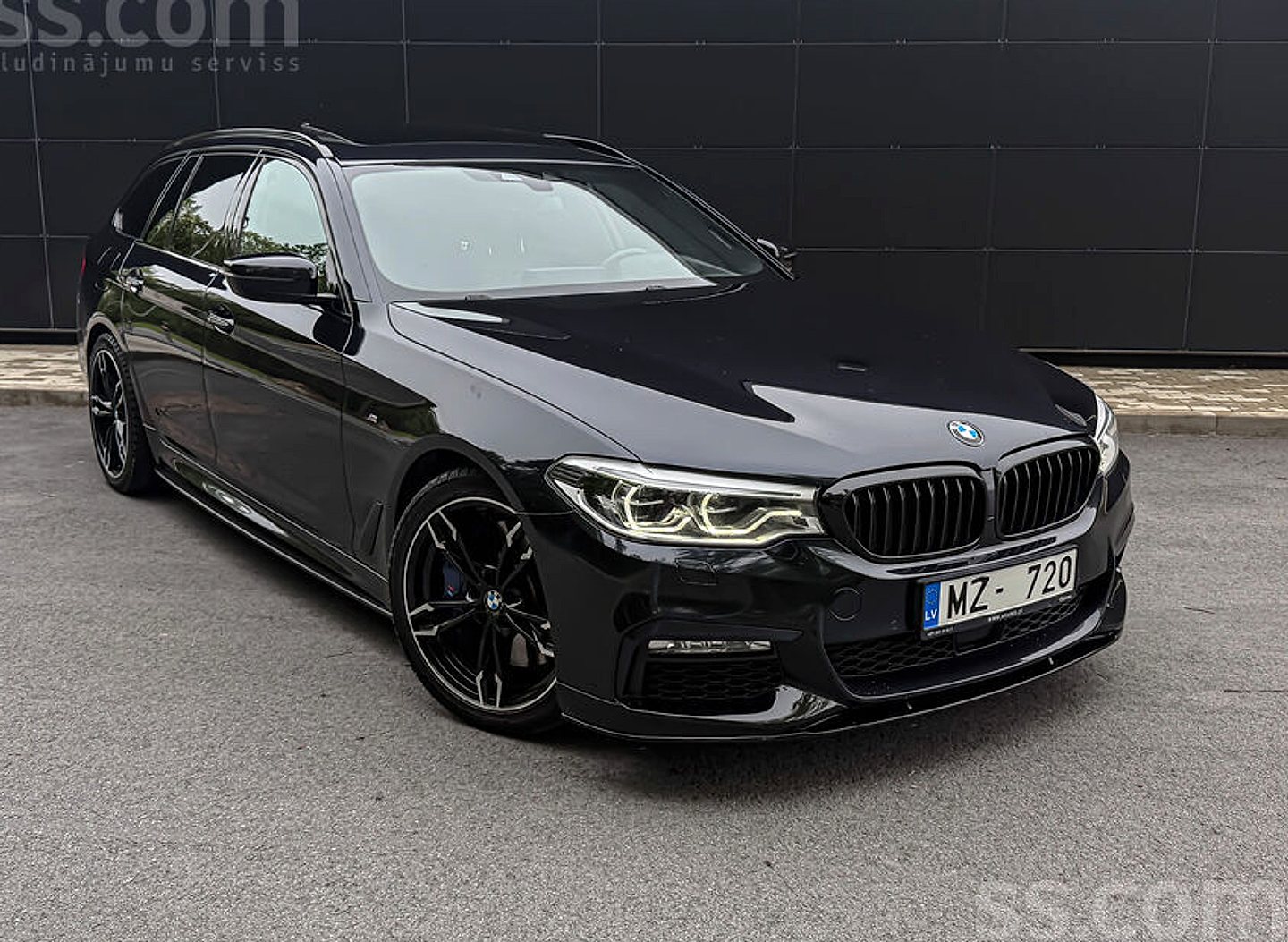 BMW 540, 2017. gads