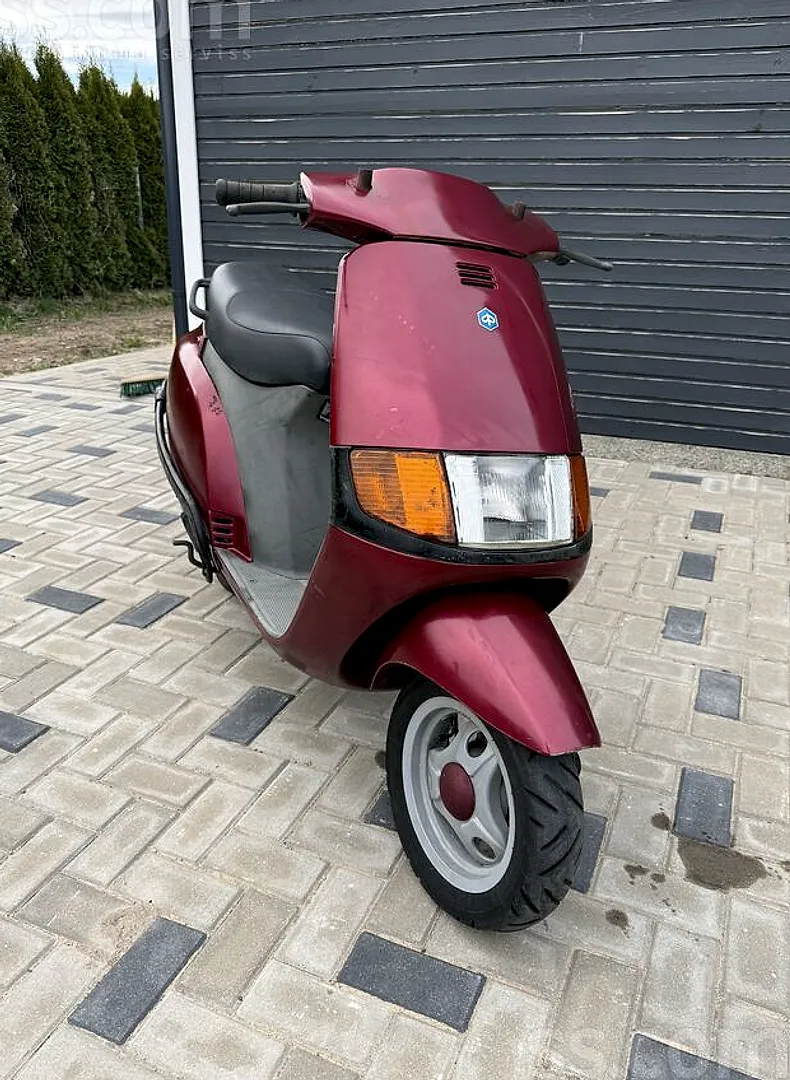 Piaggio Sfera, 2000. gads