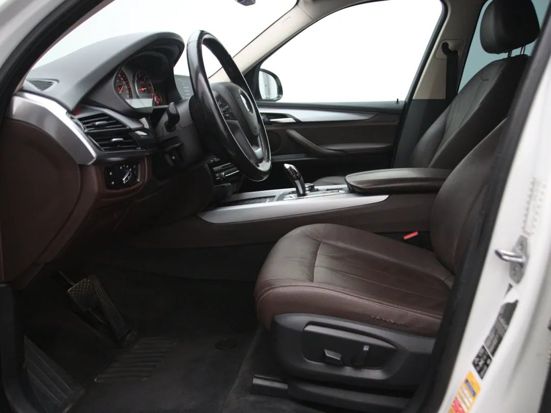 BMW X5 — foto 5
