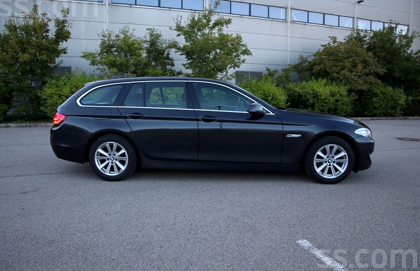 BMW 520 — foto 6