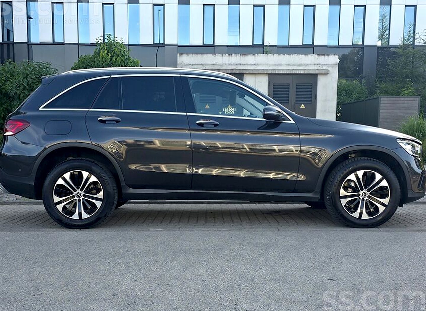 Mercedes-Benz GLC 300 — foto 4