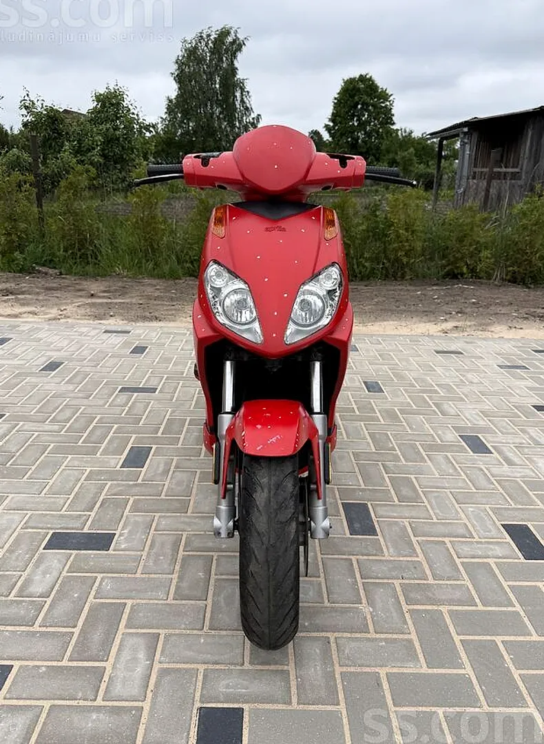 Aprilia Sportcity 50, 2015. gads