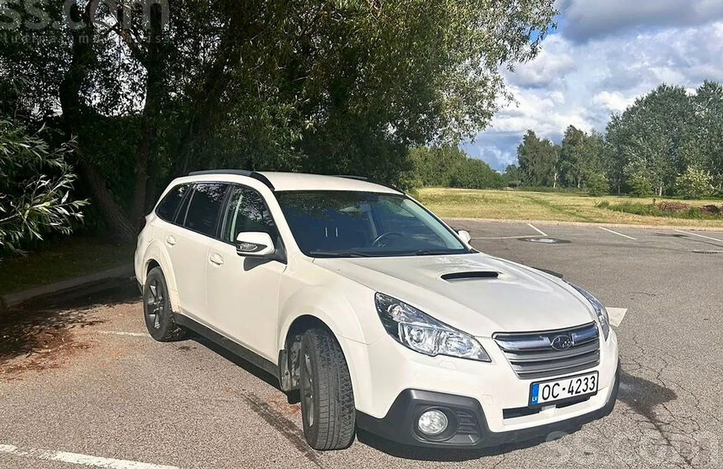 Subaru OUTBACK, 2015. gads
