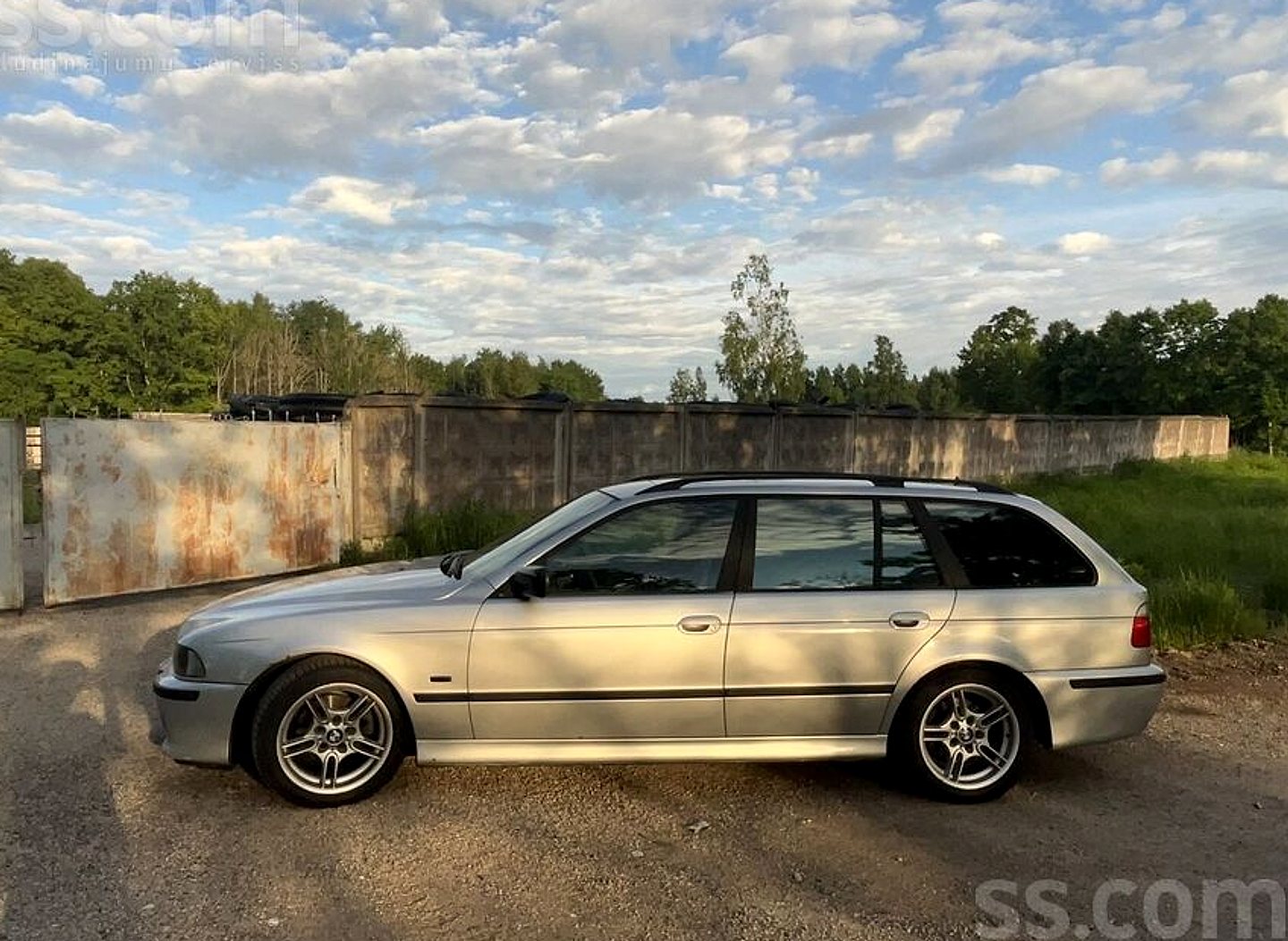 BMW 530 — foto 4
