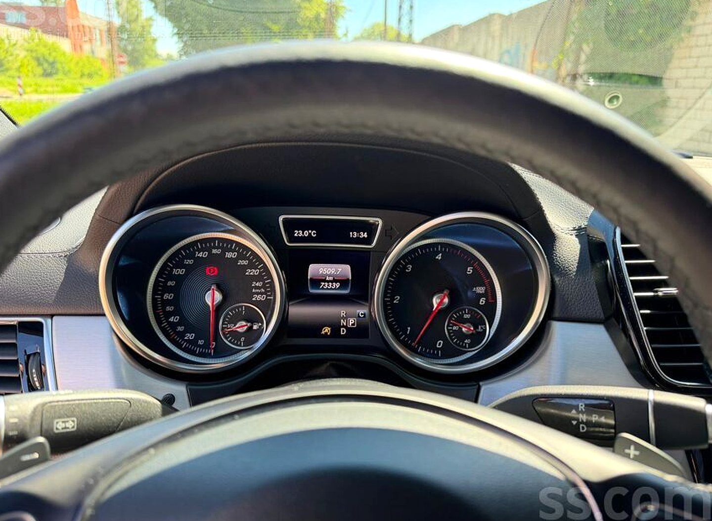 Mercedes-Benz GLE 350 — foto 2