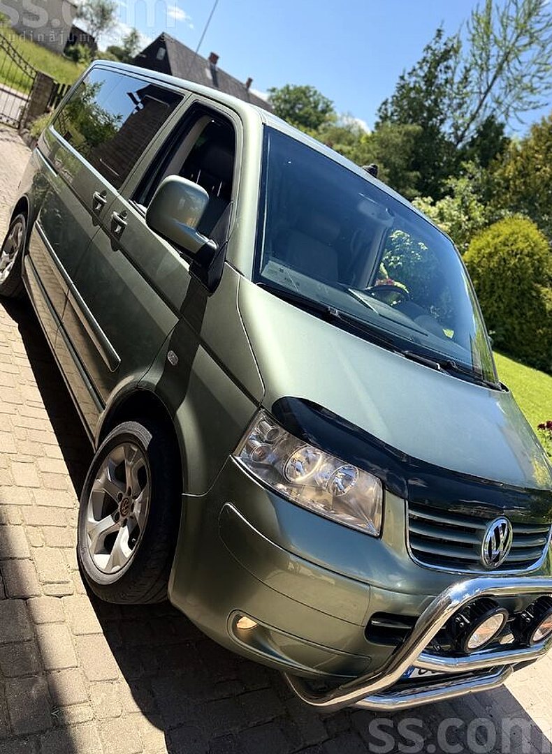 Volkswagen Multivan, 2004. gads
