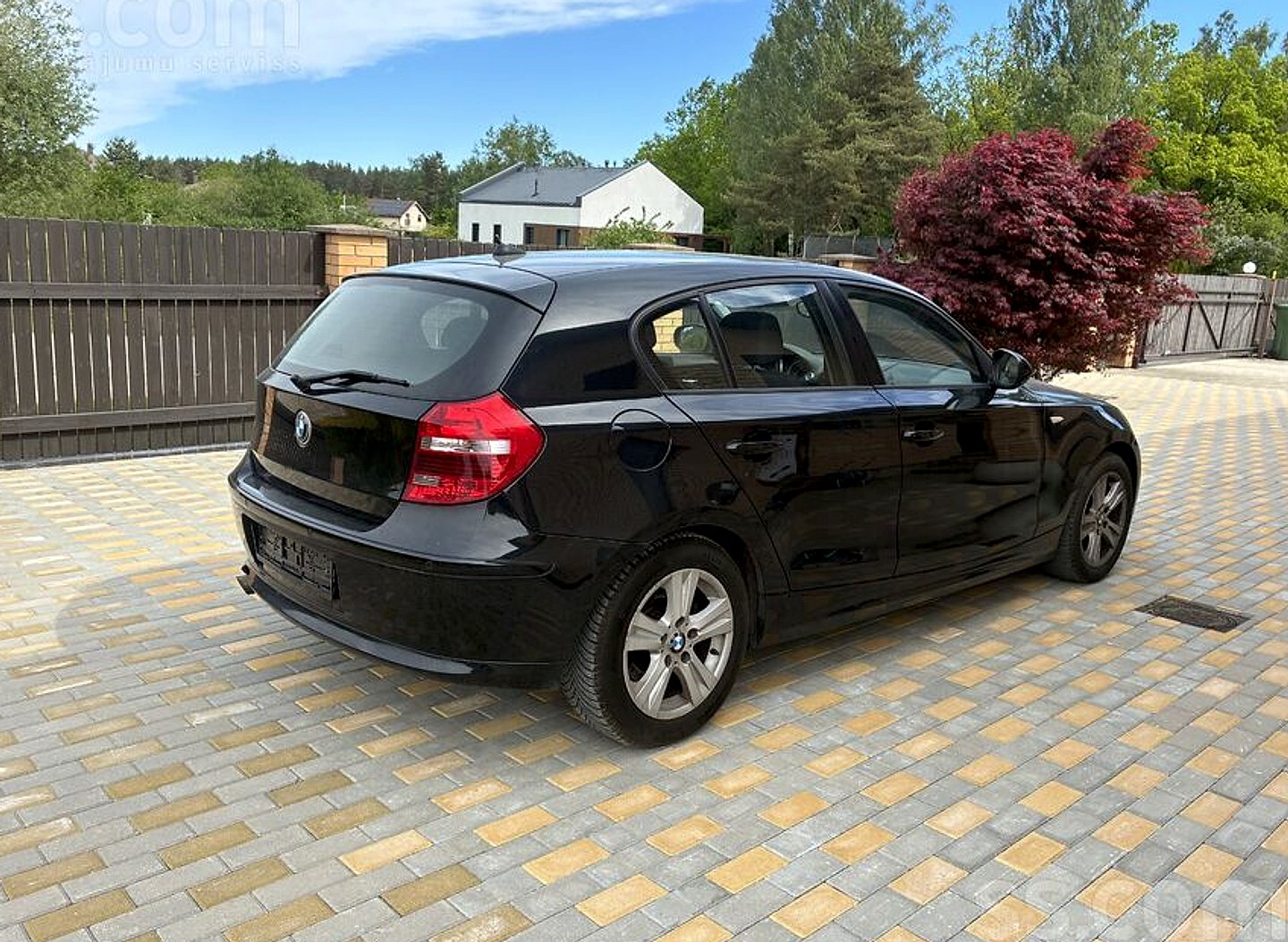 BMW 118 — foto 3