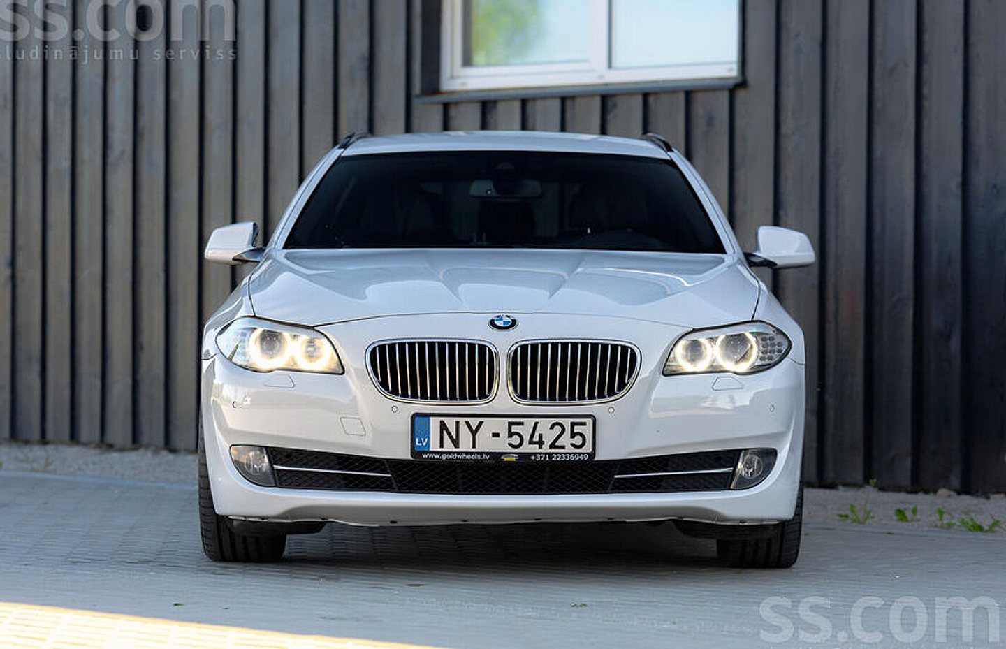 BMW 525 — foto 3