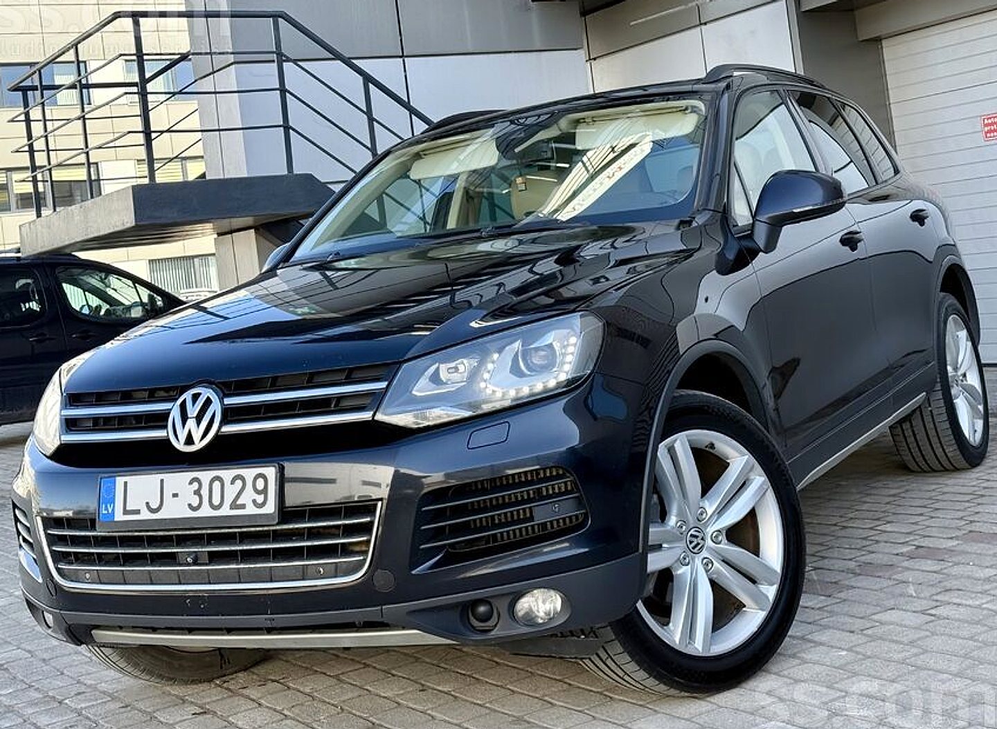 Volkswagen Touareg, 2012. gads