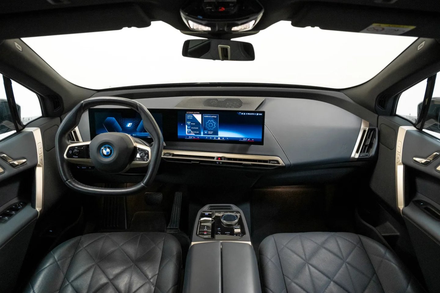BMW IX — foto 4