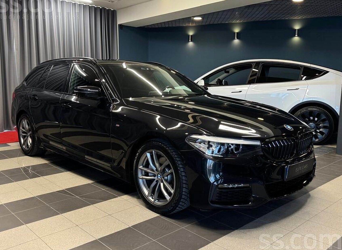 BMW 520 — foto 3