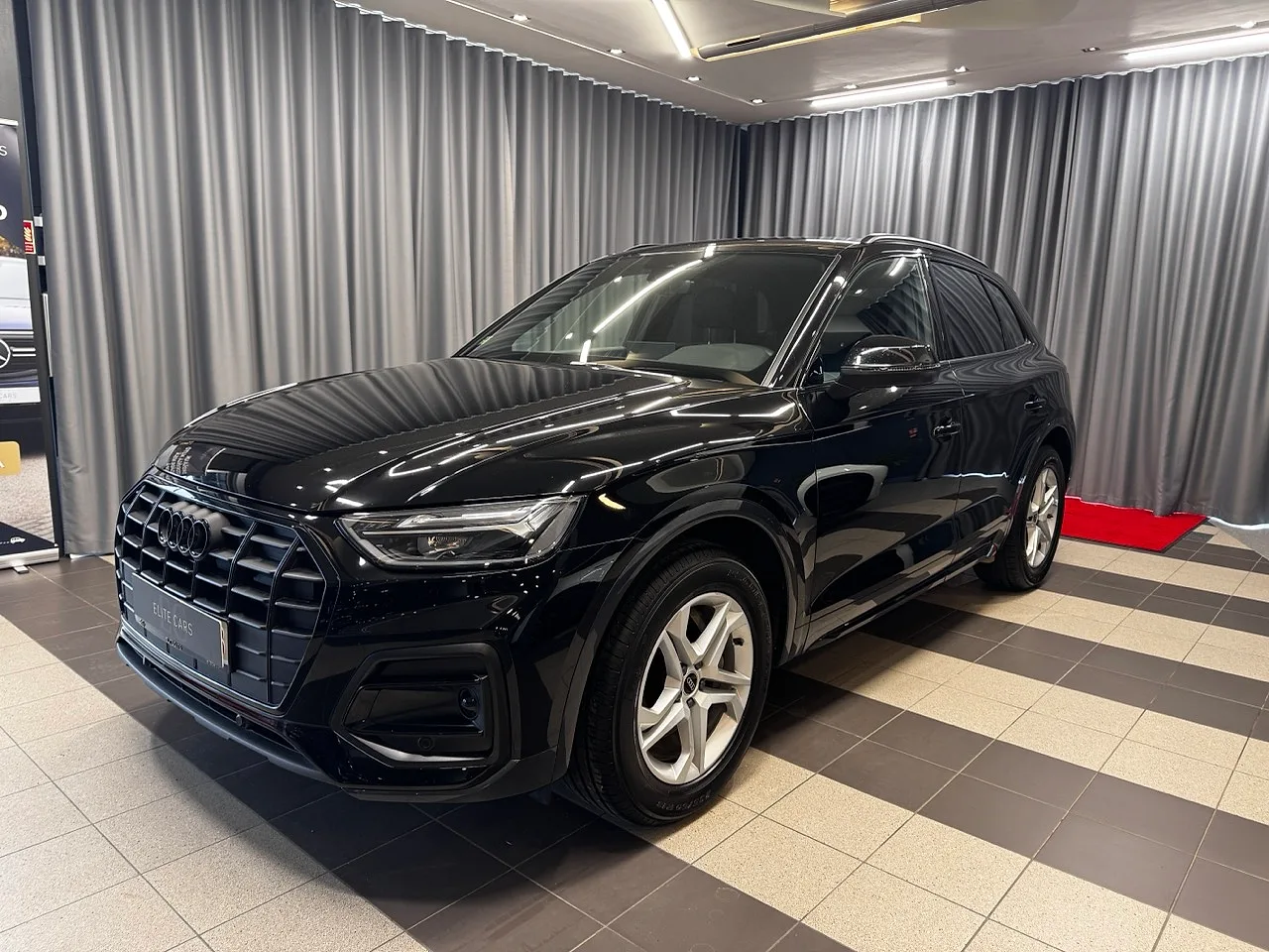 Audi Q5, 2024. gads