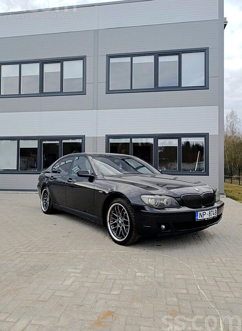BMW 730 — foto 2