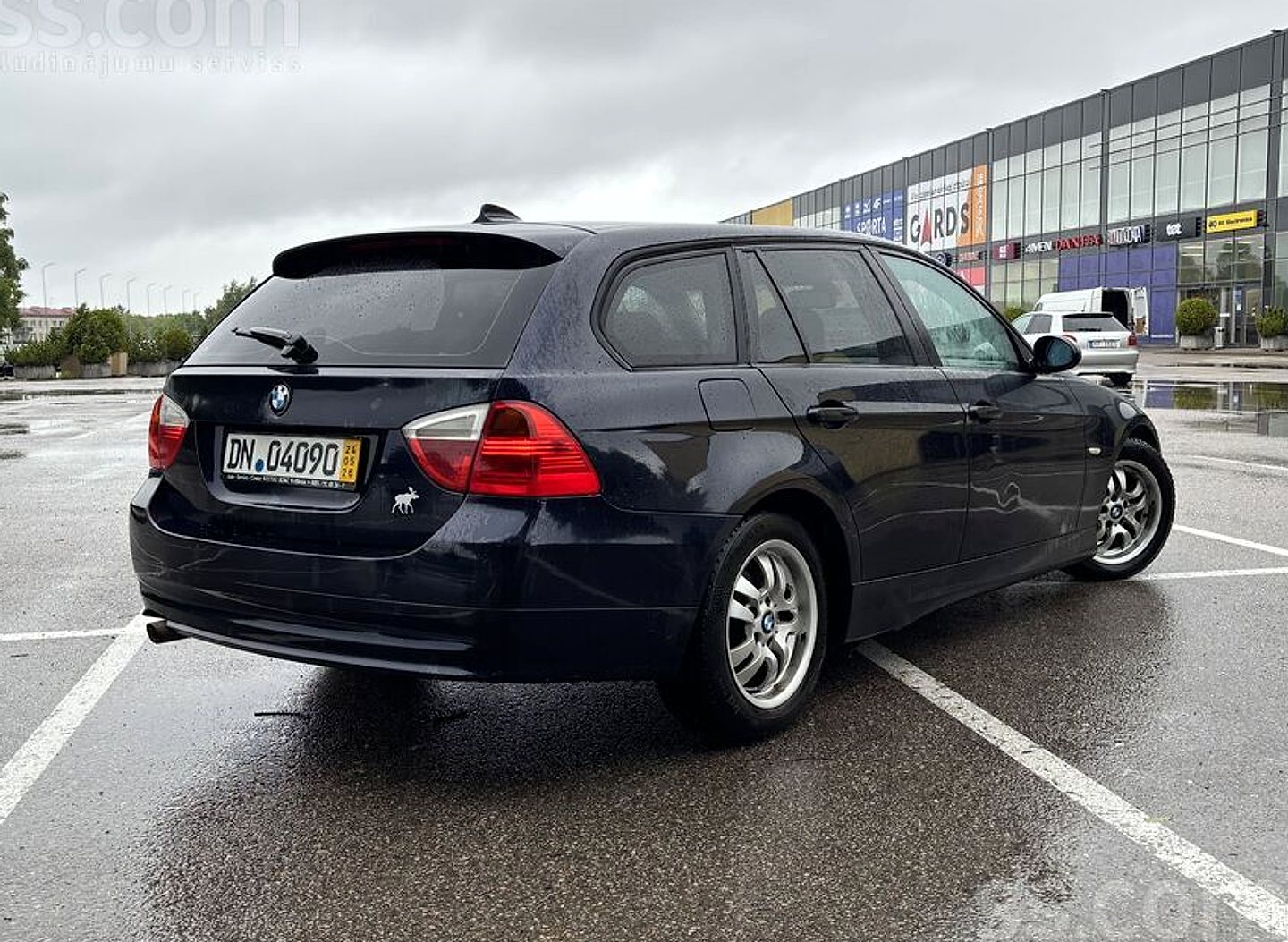BMW 320 — foto 2