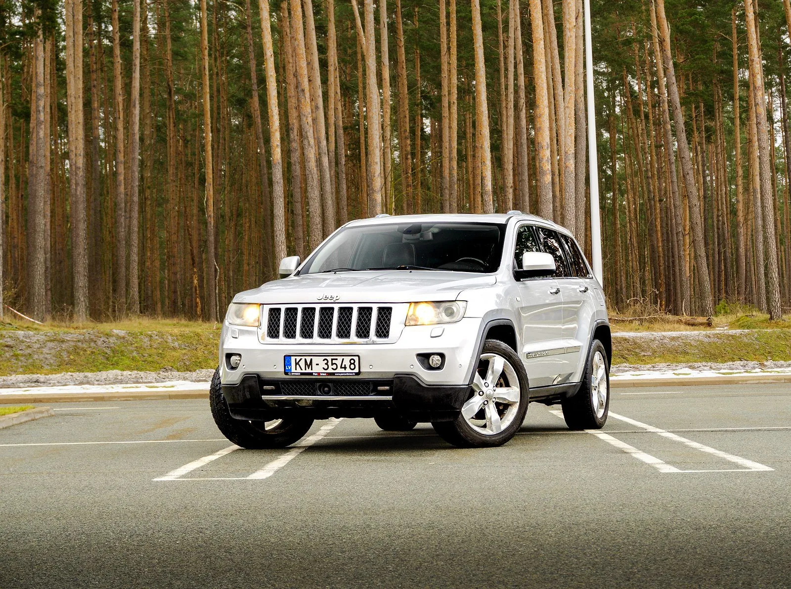 Jeep GRAND CHEROKEE OVERLAND, 2011. gads