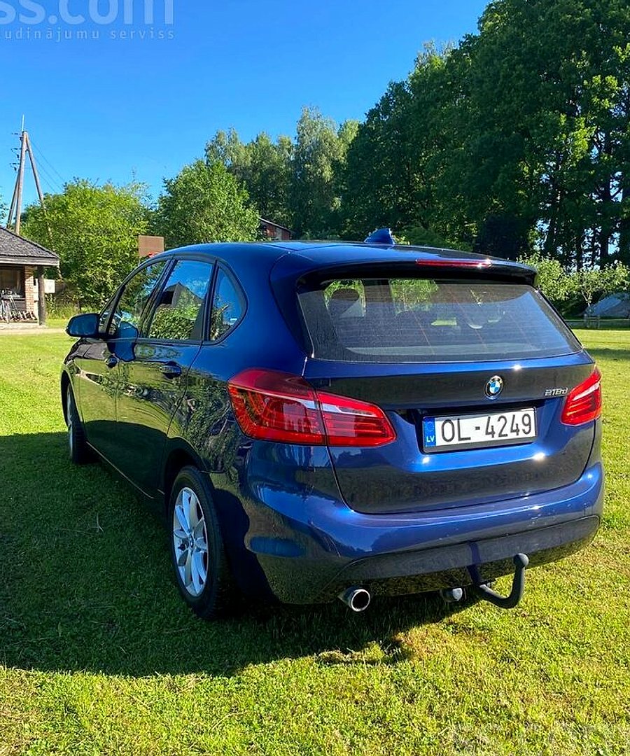 BMW 218 — foto 4