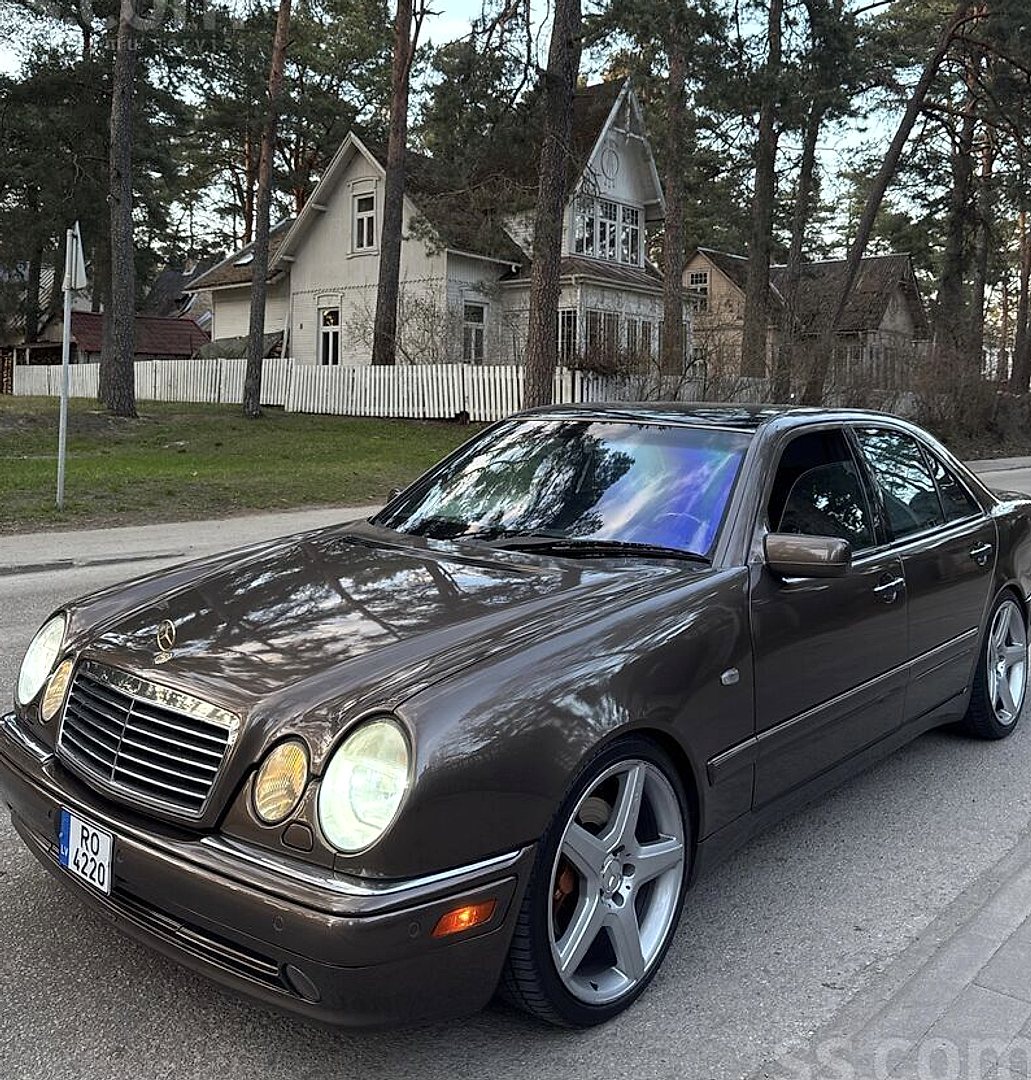 Mercedes-Benz E420 — foto 2