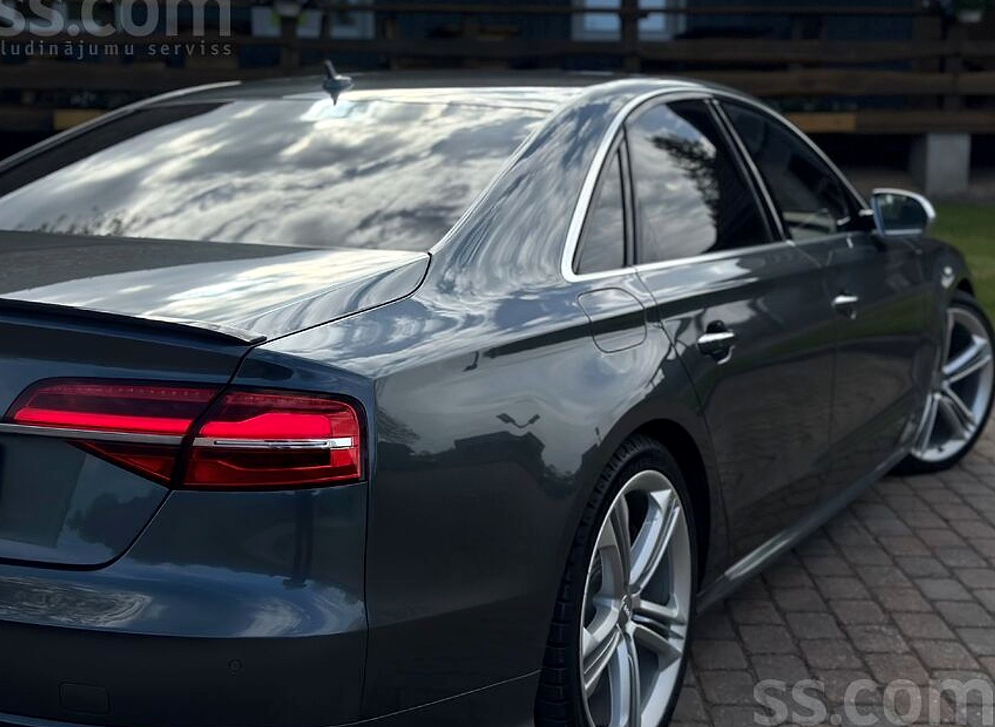Audi S8 — foto 4