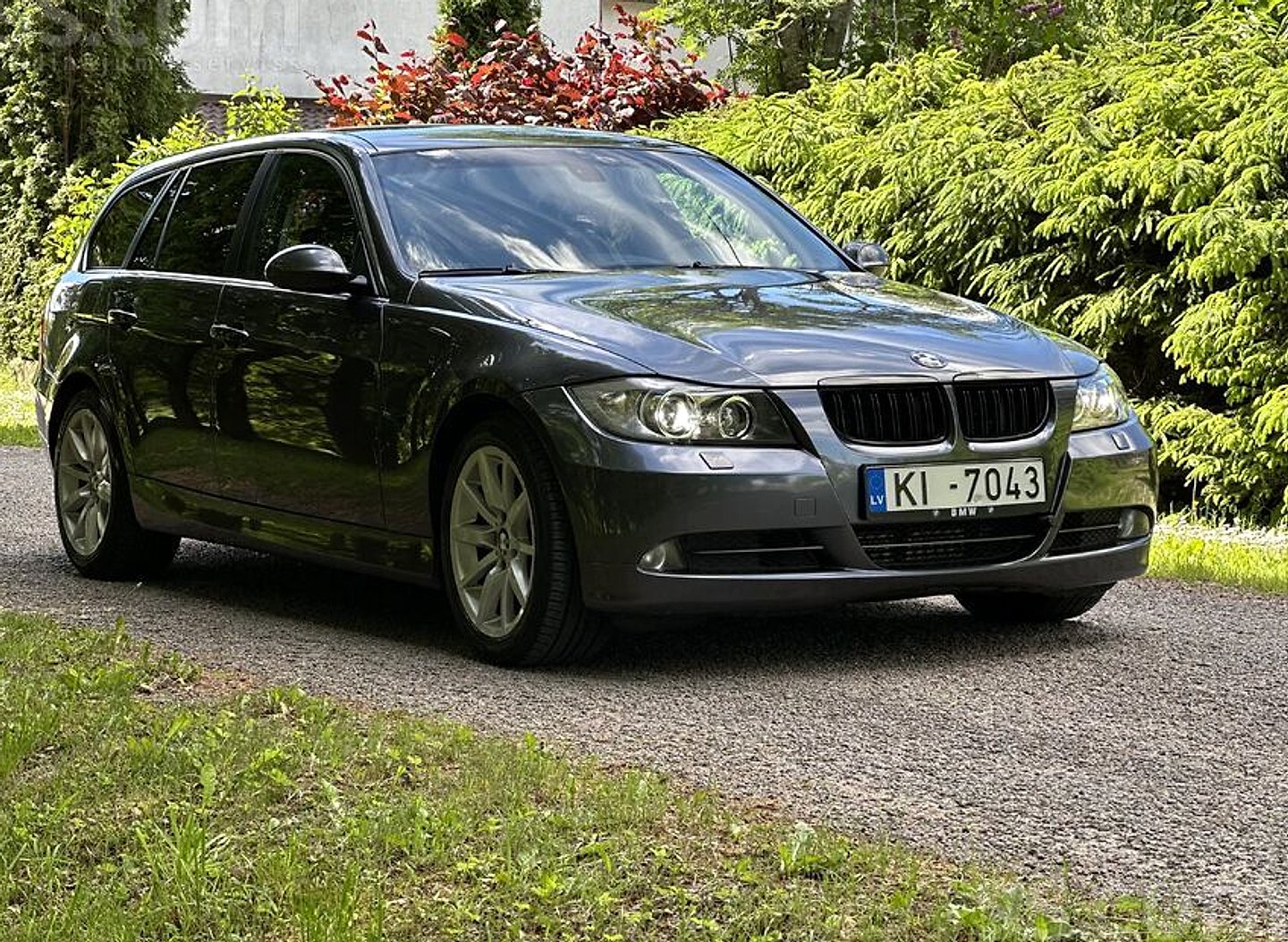 BMW 330 — foto 5