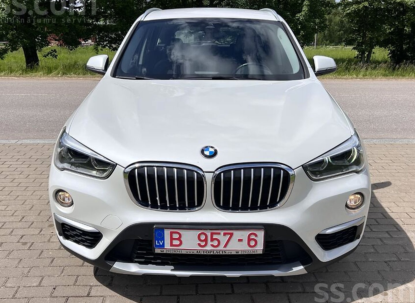 BMW X1 — foto 2
