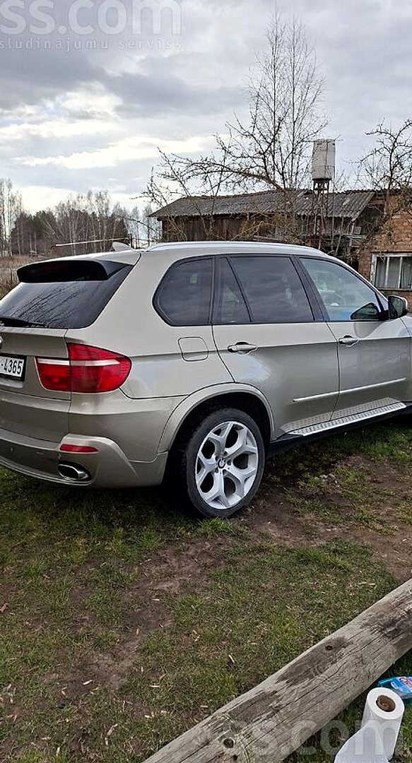BMW X5 — foto 3