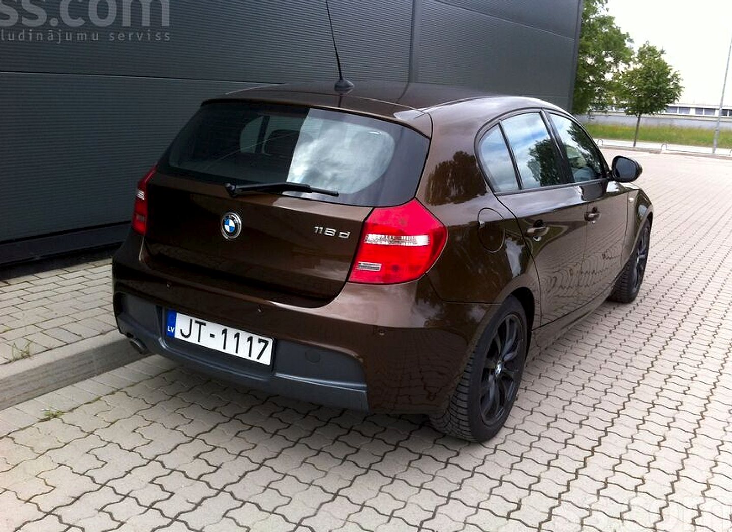 BMW 118 — foto 5