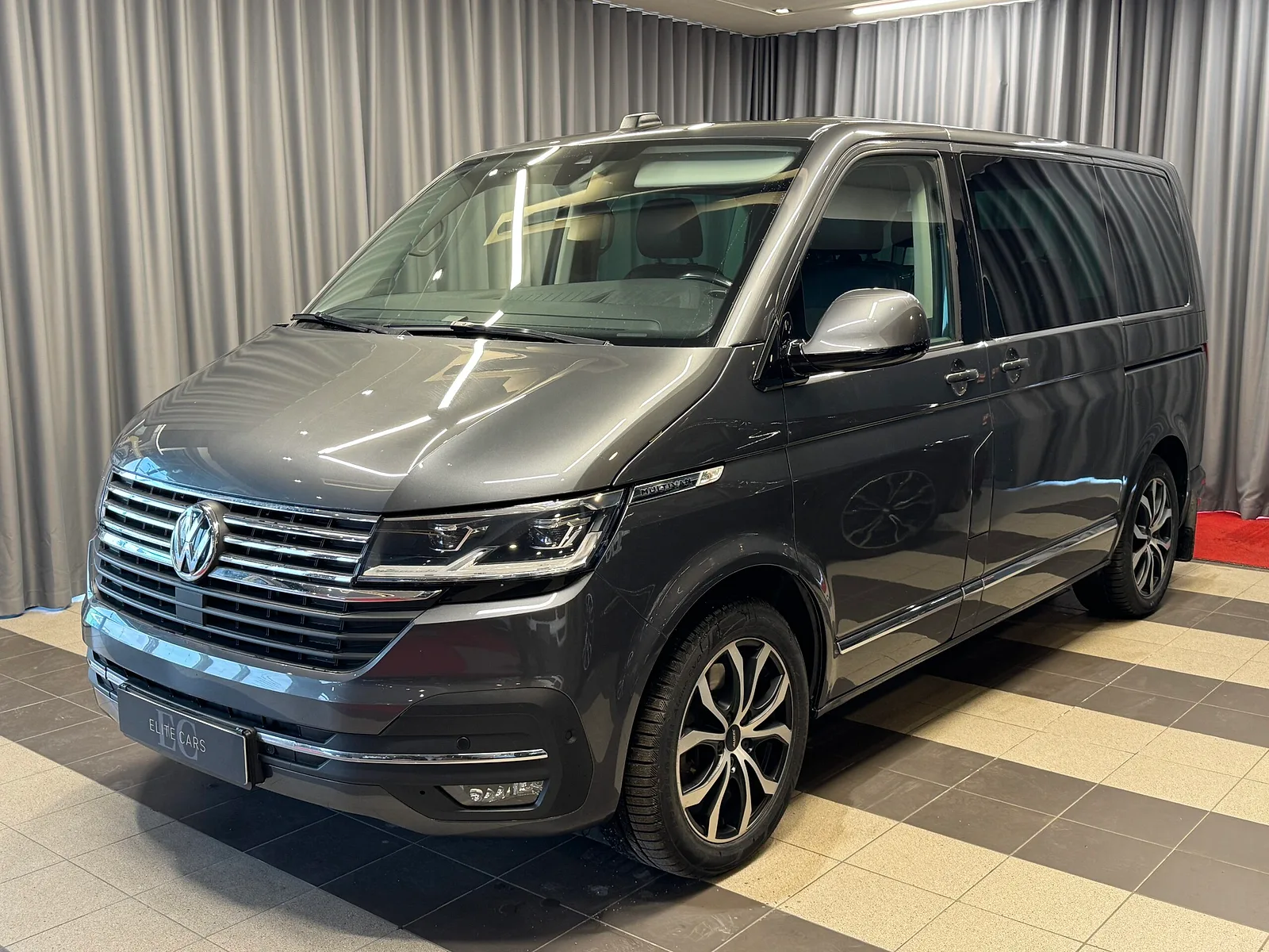 Volkswagen Multivan, 2020. gads