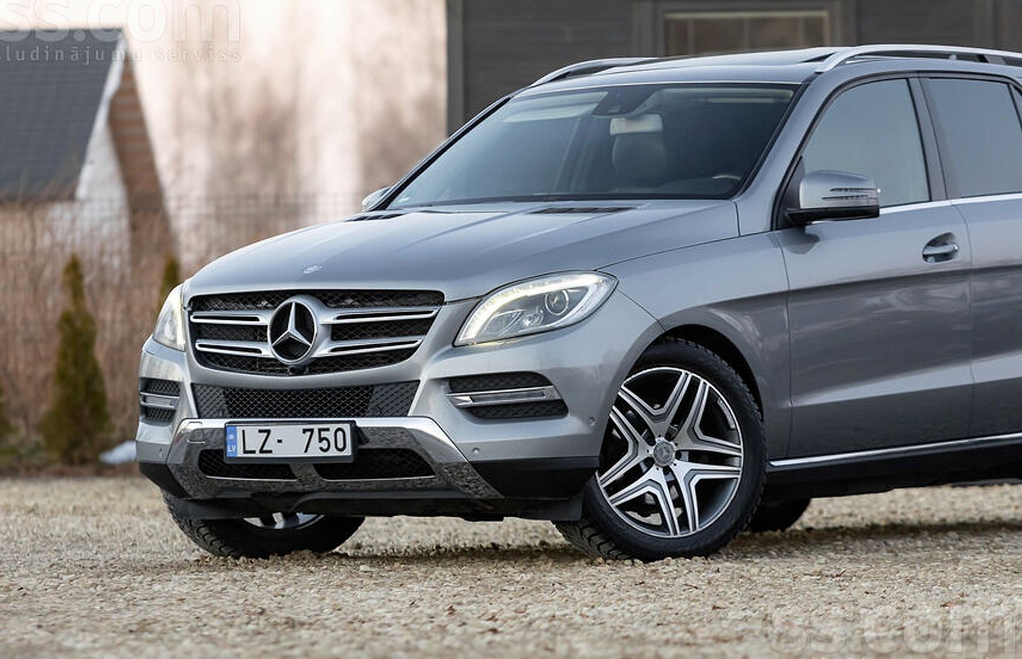 Mercedes-Benz ML350 — foto 3