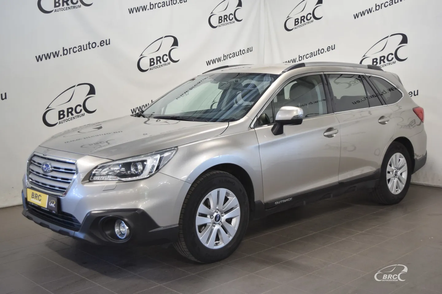 Subaru Outback, 2017. gads