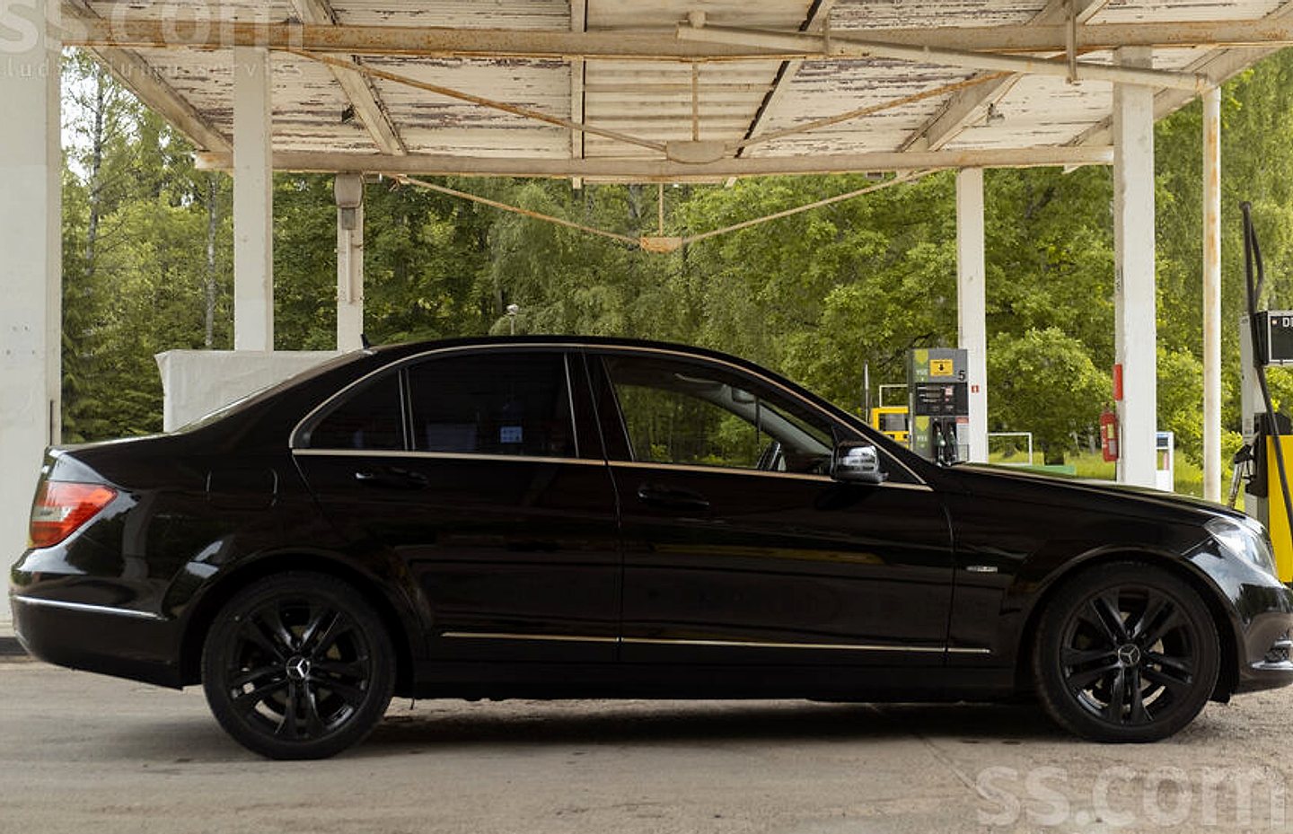 Mercedes-Benz C220 — foto 3