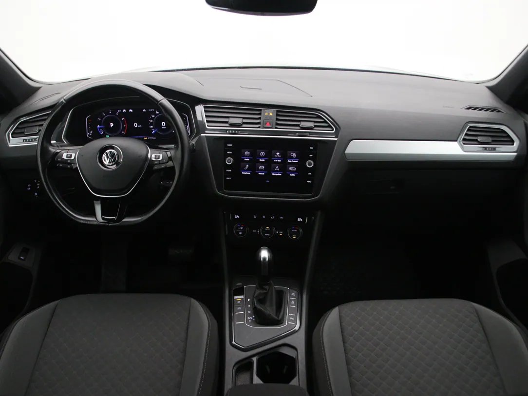 Volkswagen Tiguan — foto 3