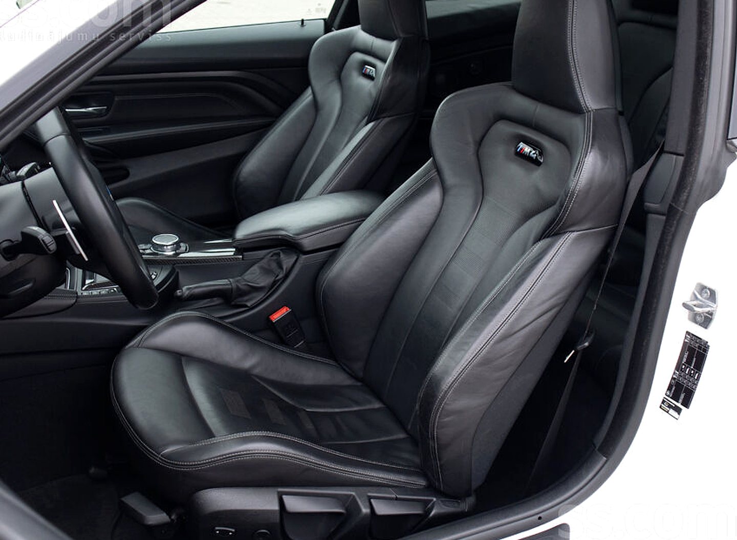 BMW M4 — foto 3